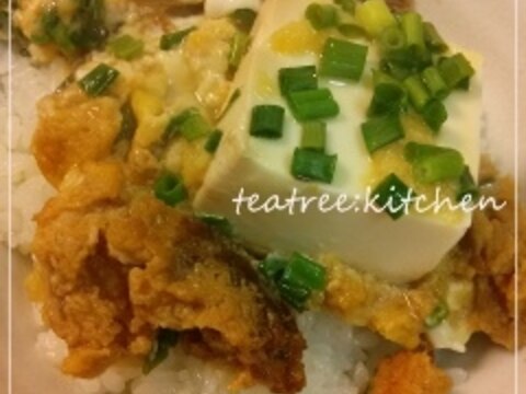 簡単ランチに！豆腐と松山あげの卵丼